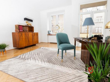 Lokal biurowy w kamienicy | Krowodrza | 85 m2 | 3 pokoje