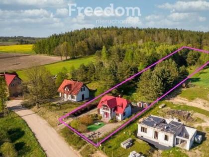 Dom z sielskim klimatem, Klonowo