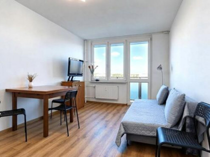 2 pokoje z balkonem , 41 m2– Bolesławicka 22