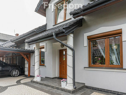 Dom bliźniak 178 m², garaż, bardzo dobry stan