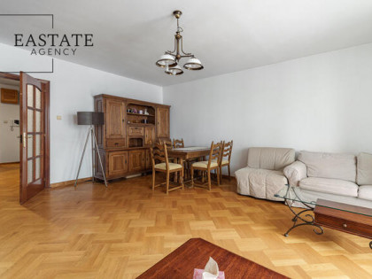 102 m², 4 pokoje, loggia, garaż, dwie łazienki