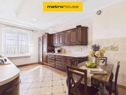 Do wprowadzenia - 2 pokoje, garderoba - 74,59 m2 !
