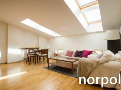Przestronny apartament z dwoma sypialniami, klimatyzacja, Stare Miasto, Kraków