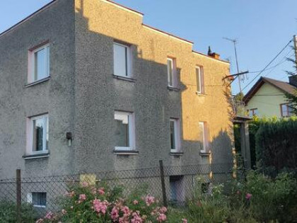 Dom wolnostojący na sprzedaż - Bujaków, ul. Bielska