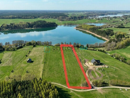 Działka z linią brzegową nad jeziorem Sztabinki