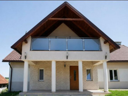 Dochodowe gospodarstwo mleczne, Czerwonka, k/Biskupca.