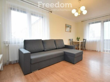 Kawalerka do wynajęcia, 1 piętrom blok, balkon Namysłów