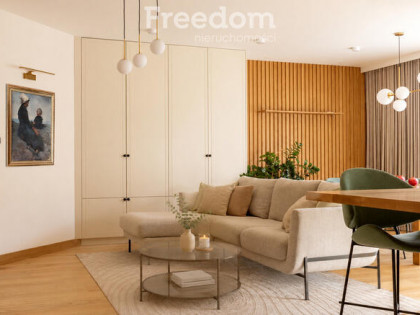 Apartament 82m2 w Kameralnej Willi Piastowskiej