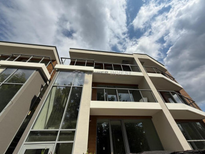 3 balkony | Salon z widokiem na zieleń | Prywatny garaż