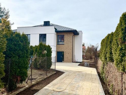 Dom w Piastowie, 160 m2, garaż