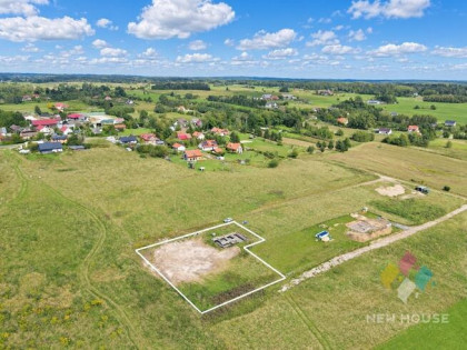 Spokojna przystań pod Olsztynem – działka z WZ w Gadach