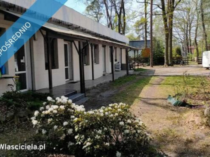 Budynek użytkowo-mieszkalny, garaże, blisko PKP