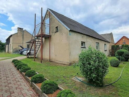 Gospodarstwo, działka 9300m2, Dom 91 m2 + budynki