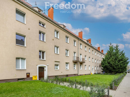 NA SPRZEDAŻ 5-pok. MIESZKANIE JEŻYCE 81,6m2