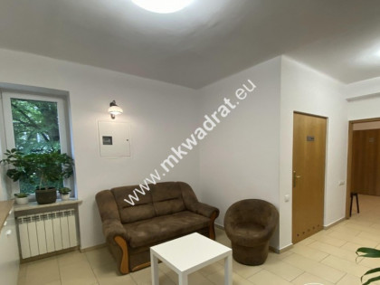 Bud. usługowy 360m2 - biura gabinety medyczn/kosm
