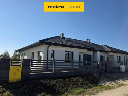 # NOWY DOM  RAKOWISKA  104,8 m²  DZIAŁKA 322 m²
