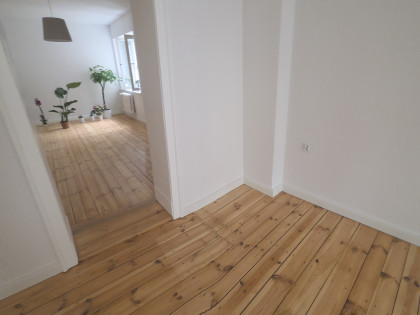 TWIERDZA KRUCZA 78 – ANOMALIA MULTIWERZUM!## Uwaga fliperzy, landlordzi i lisy pustyni finansowej! Czytasz to na własną odpowiedzialność – mózg może eksplodować od nadmiaru prestiżu!