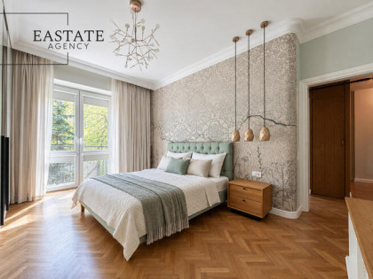 Powiśle | Designerski apartament w kamienicy | 2 balkony i garaż