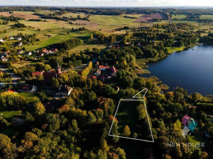 Działka z widokiem na Jezioro Luterskie i własnym dostępem do brzegu