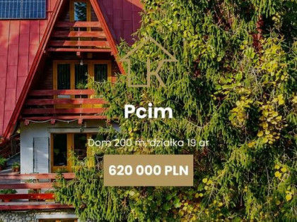 Dom jak w lesie a jednak w Centrum Pcimia