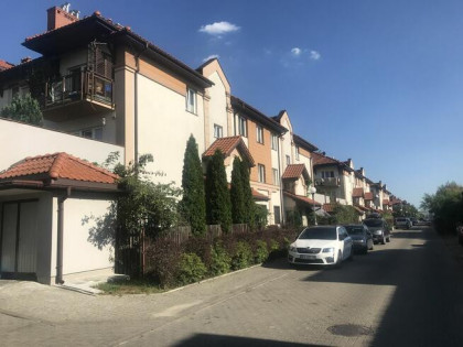Do wynajęcia duże dwupoziomowe mieszkanie 99m2 garaż indywid