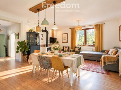 Dom wśród zieleni | 5525 m² działki | Blisko lasów