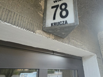 FINAL EDITION KRUCZA 78 BIZNESOWY SZACH-MAT  a kto tu mówi o szukaniu wolnego krawężnika  VIP y działają inaczej, Kowalski roluj się,  on ma być czysty
