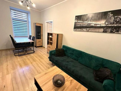 2 pokoje, 44 m2 - Joselewicza 8, Stare Miasto