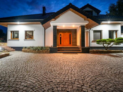 Willa z ogrodem nad Zalewem w Jedlni-Letnisku