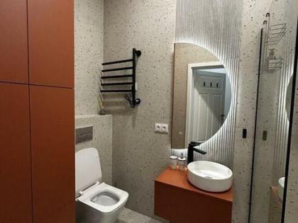 Mieszkanie po remoncie w centrum, parter 65m2