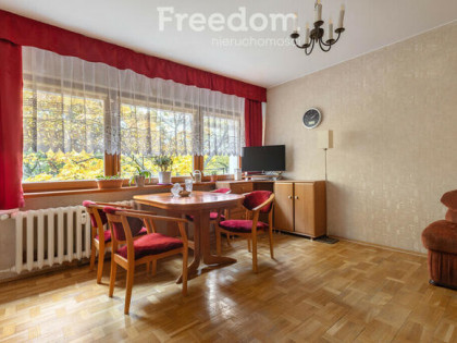 Przytulne mieszkanie 4 piętro, 2 pokoje, osobna kuchnia, Wola
