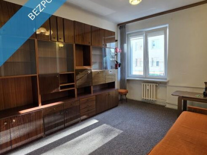38 m² wysokie | 13 m² Gigantyczna Piwnica - sucha z okienkiem | 2 Pokoje | Z meblami i AGD | Budynek