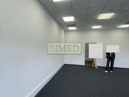 Recepcja,klimatyzacja,wys4.5m,parking,24h,Po fabryce, wysoki standard
