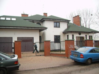 Dom Brwinów