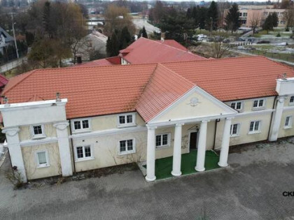 Pałac Łazienkowski – centrum Staszowa