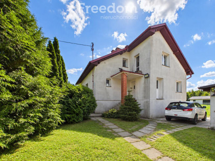 Dom wolnostojący 150m2 z fotowoltaiką i garażem