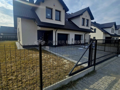 Dom z garażem bez prowizji i PCC - wykończony