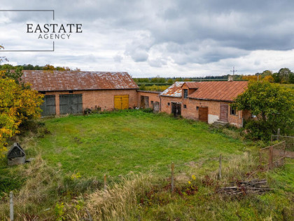 Siedlisko o dużym potencjale – 3 500 m² w Kozielu,