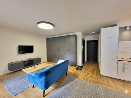 Słoneczna Kawalerka z Klimatyzacją – 39,4 m²
