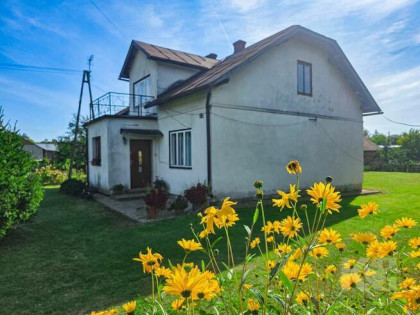 Dom Posada Jaćmierska gm. Zarszyn,
