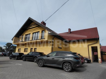 Budynek handlowo-usługowy 500 m², dochód pasywny
