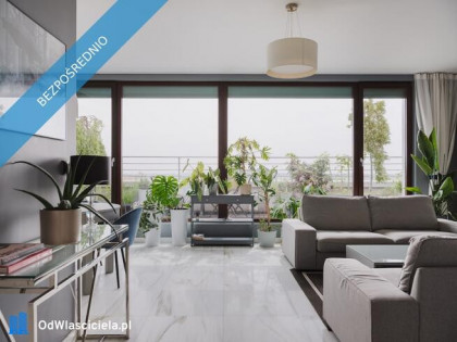 Penthouse w chmurach, dwa tarasy, dwa miejsca postojowe, komórka i boks rowerowy