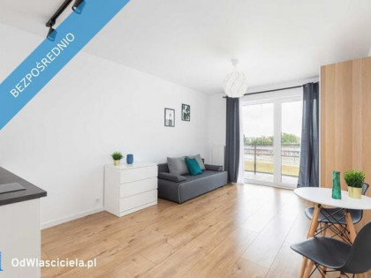 Piękna Kawalerka w Apartamentowcu obok Dw. Fabryczny