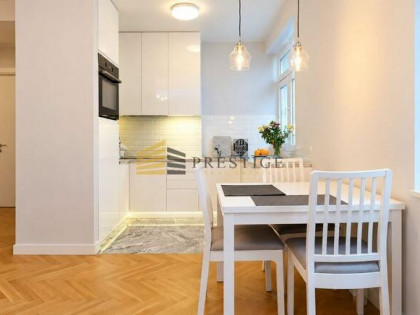 Elegancki apartament w sercu Warszawy | Chmielna | Klimatyzacja