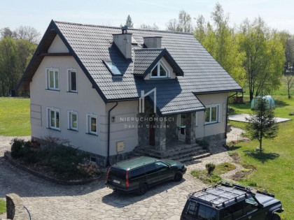 DOM JEDNORODZINNY– JASŁO, SOBNIÓW - 239 M²
