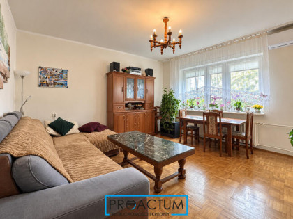 Centrum Torunia! 4 pokoje! 1 piętro! Balkon!