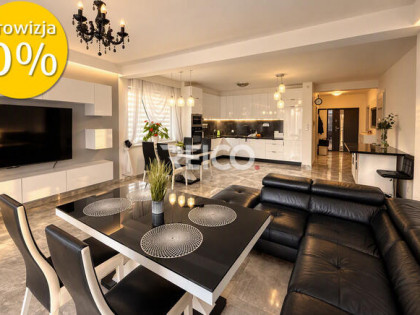 Przestronny, 5 sypialni, 52m2 salon, garderoba, kanalizacja