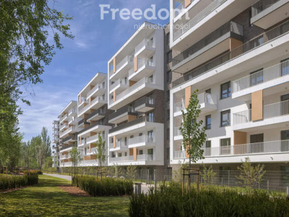 2 pokoje, 37, 05 m², ostatnie piętro, winda