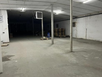 wynajmę sprzedam magazyn 1000m2 na działce 3600m2 PĘCIC
