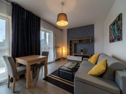 Kawalerka, balkon, garaż- Bakalarska 15